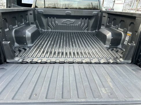 Used 2022 Chevrolet Silverado 1500 LT Trail Boss image 26