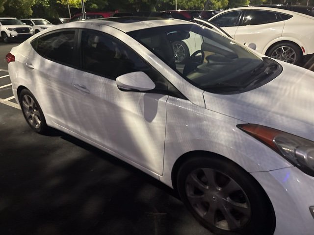 Used 2012 Hyundai Elantra Limited FWD image 6