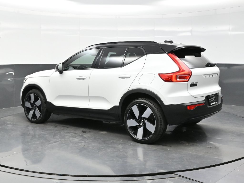Used 2023 Volvo XC40 Recharge Ultimate AWD/4WD image 4