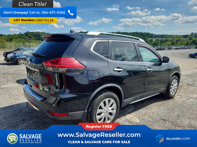 Used 2017 Nissan Rogue S w/ S Appearance Package AWD/4WD image 4
