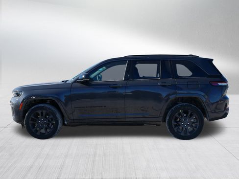 New 2026 Jeep Grand Cherokee Limited Reserve image 4