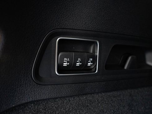 New 2026 Mercedes-Benz GLS 450 4MATIC image 23