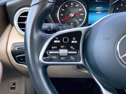 Used 2021 Mercedes-Benz GLC 300 image 23