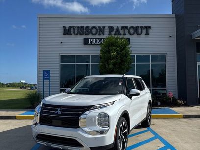 Used 2024 Mitsubishi Outlander SE Black Edition