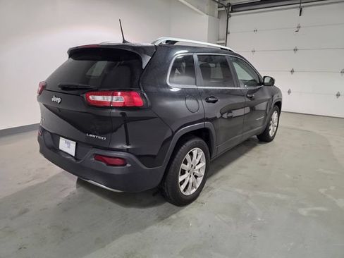 Used 2016 Jeep Cherokee Limited AWD/4WD image 7