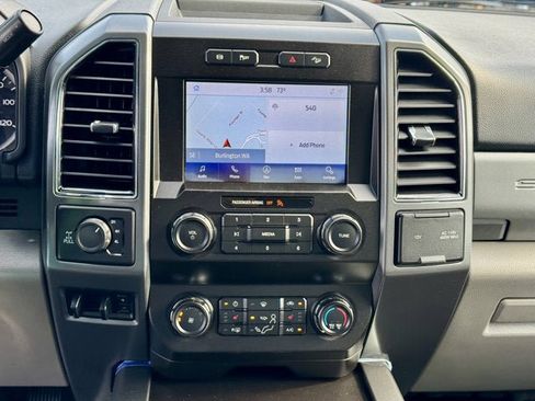 Used 2022 Ford F350 XLT w/ XLT Premium Package image 14