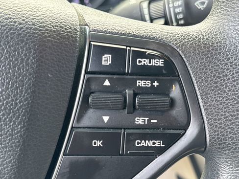 Used 2015 Hyundai Sonata SE image 25