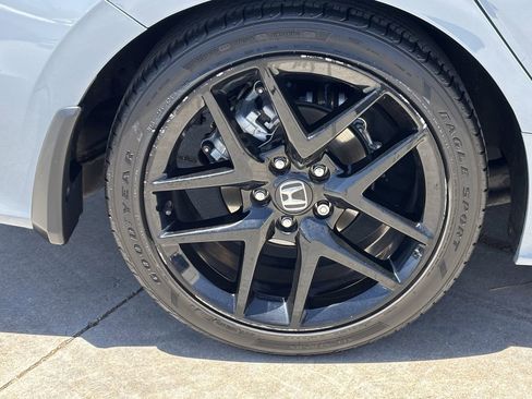 Certified 2024 Honda Civic Sport image 7