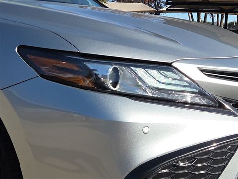 Used 2023 Toyota Camry XSE image 4