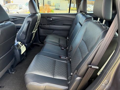 Used 2021 Honda Passport Touring image 14