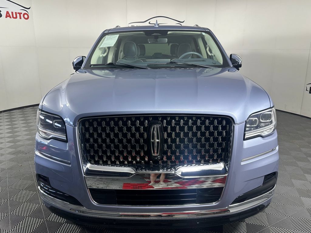 Used 2023 Lincoln Navigator Black Label AWD/4WD image 12
