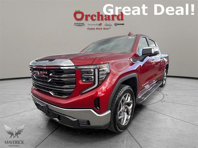 Used 2022 GMC Sierra 1500 SLT w/ SLT Premium Package