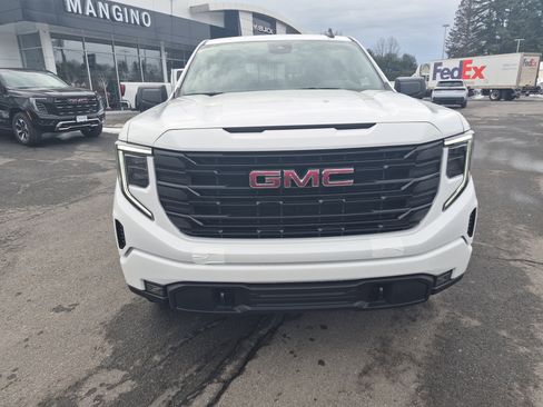 Used 2026 GMC Sierra 1500 Elevation w/ Preferred Package image 19