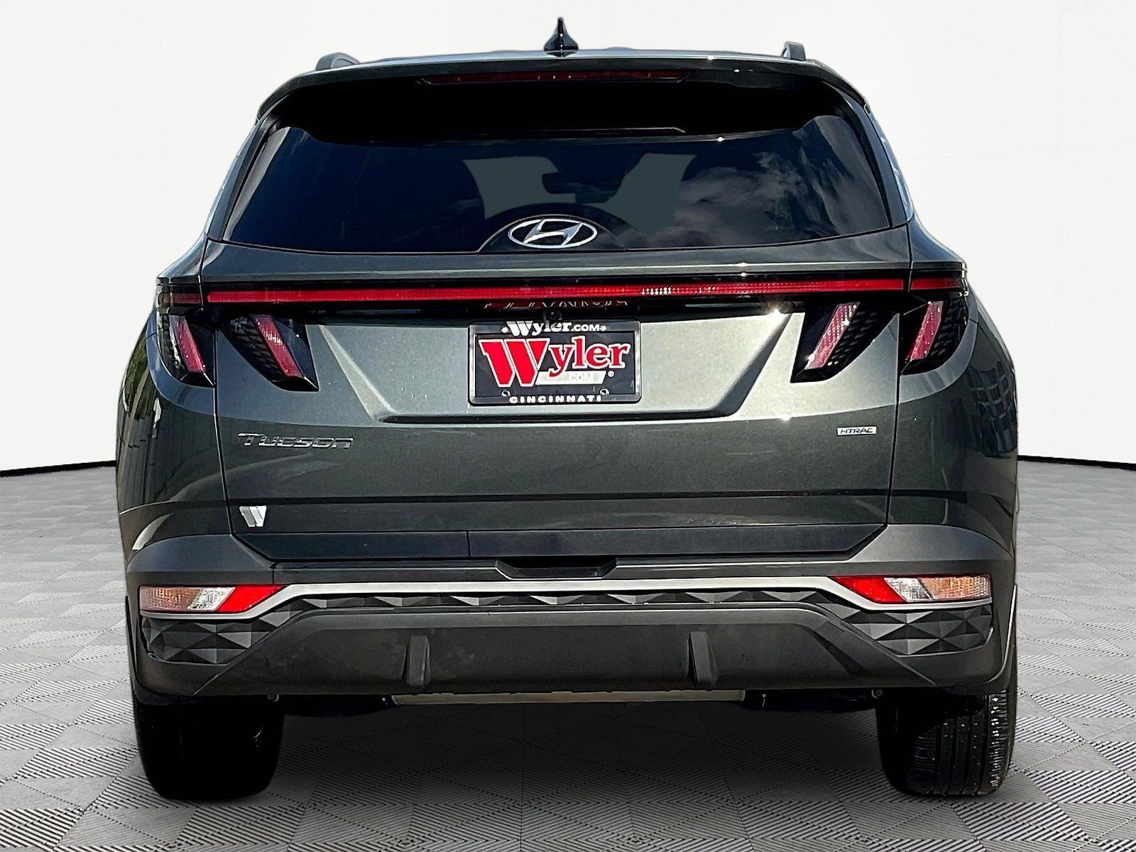Certified 2023 Hyundai Tucson SEL AWD/4WD image 5