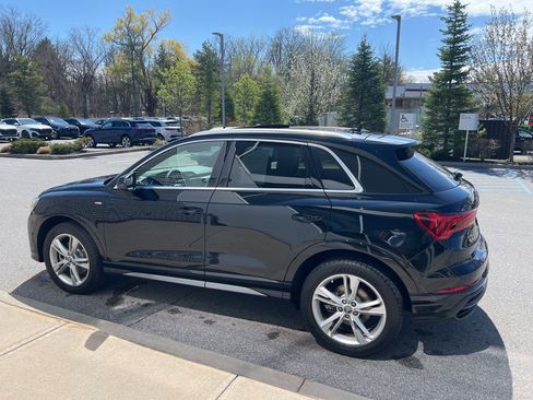 Used 2020 Audi Q3 2.0T Prestige w/ Prestige Package image 41