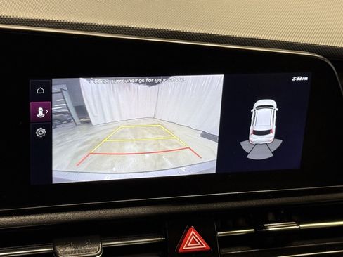 Used 2023 Kia Niro EX w/ EX Cold Weather Package image 7