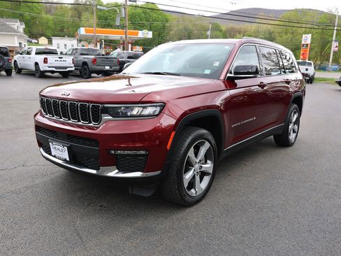 Used 2021 Jeep Grand Cherokee L Limited image 3