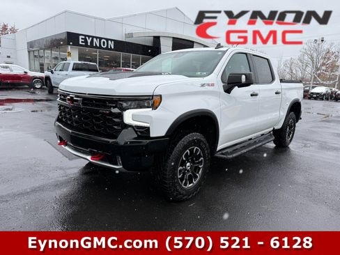 Used 2022 Chevrolet Silverado 1500 ZR2 w/ Technology Package image 1