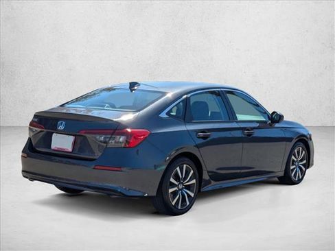 Used 2023 Honda Civic EX image 5