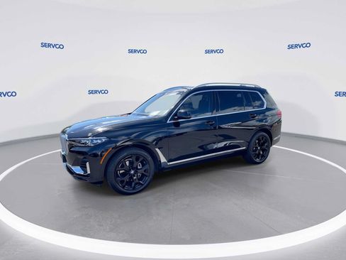 Used 2022 BMW X7 xDrive40i AWD/4WD image 4