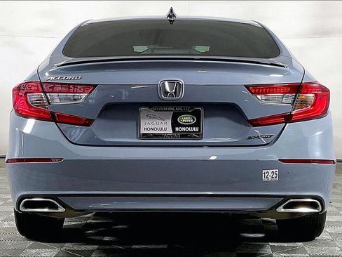 Used 2022 Honda Accord Sport image 3