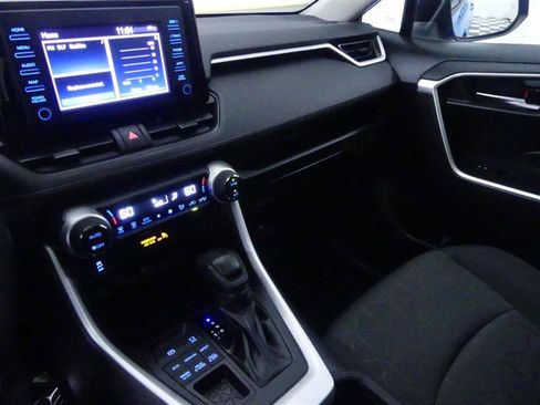 Used 2019 Toyota RAV4 XLE w/ All Weather Liner Package AWD/4WD image 11