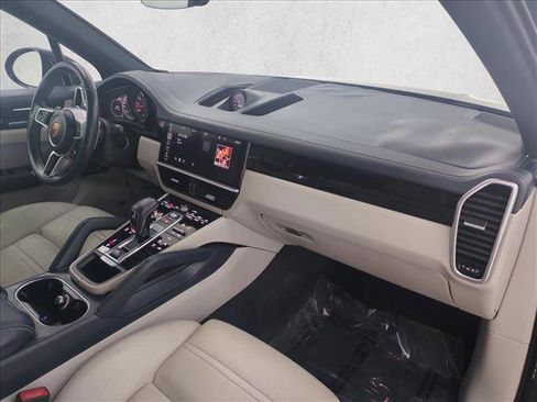 Used 2019 Porsche Cayenne S AWD/4WD image 26