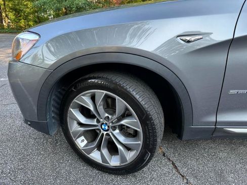 Used 2017 BMW X3 sDrive28i RWD image 3