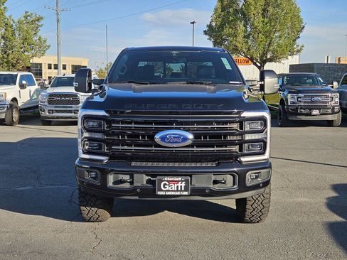 Used 2026 Ford F350 Platinum w/ Tremor Off-Road Package AWD/4WD image 11
