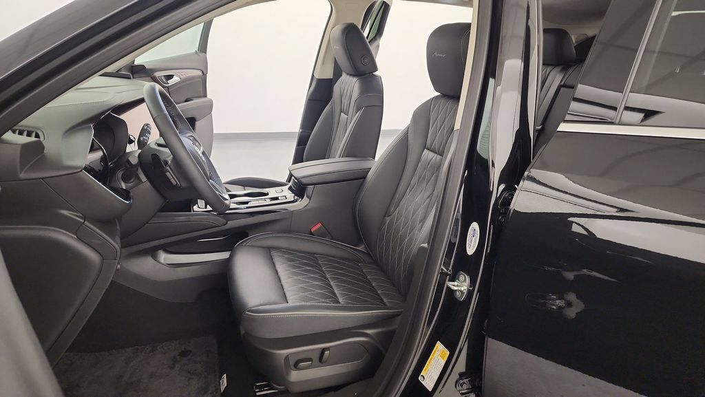 Used 2023 Buick Envision Avenir AWD/4WD image 14