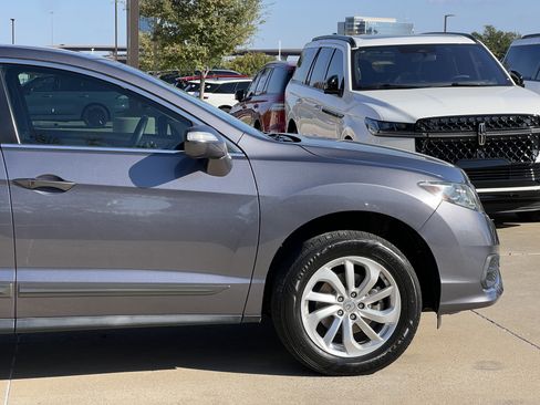 Used 2017 Acura RDX AWD image 12