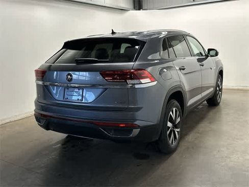 Certified 2023 Volkswagen Atlas Cross Sport SE image 30
