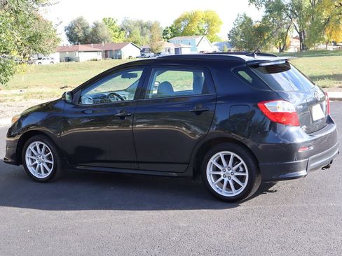 Used 2010 Toyota Matrix image 8
