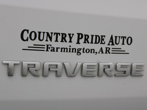 Used 2019 Chevrolet Traverse LT FWD image 31