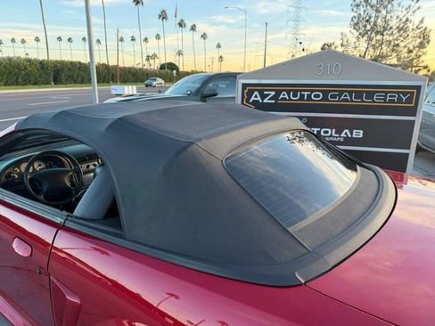 Used 2001 Ford Mustang Cobra image 4