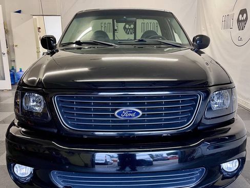 Used 2001 Ford F150 Lightning image 9