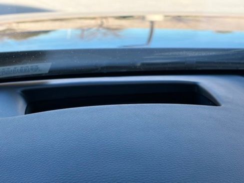 Used 2024 MAZDA MAZDA3 Hatchback w/Premium Plus Pkg image 17