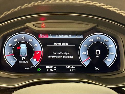 Used 2023 Audi SQ7 Prestige w/ Prestige Package AWD/4WD image 12