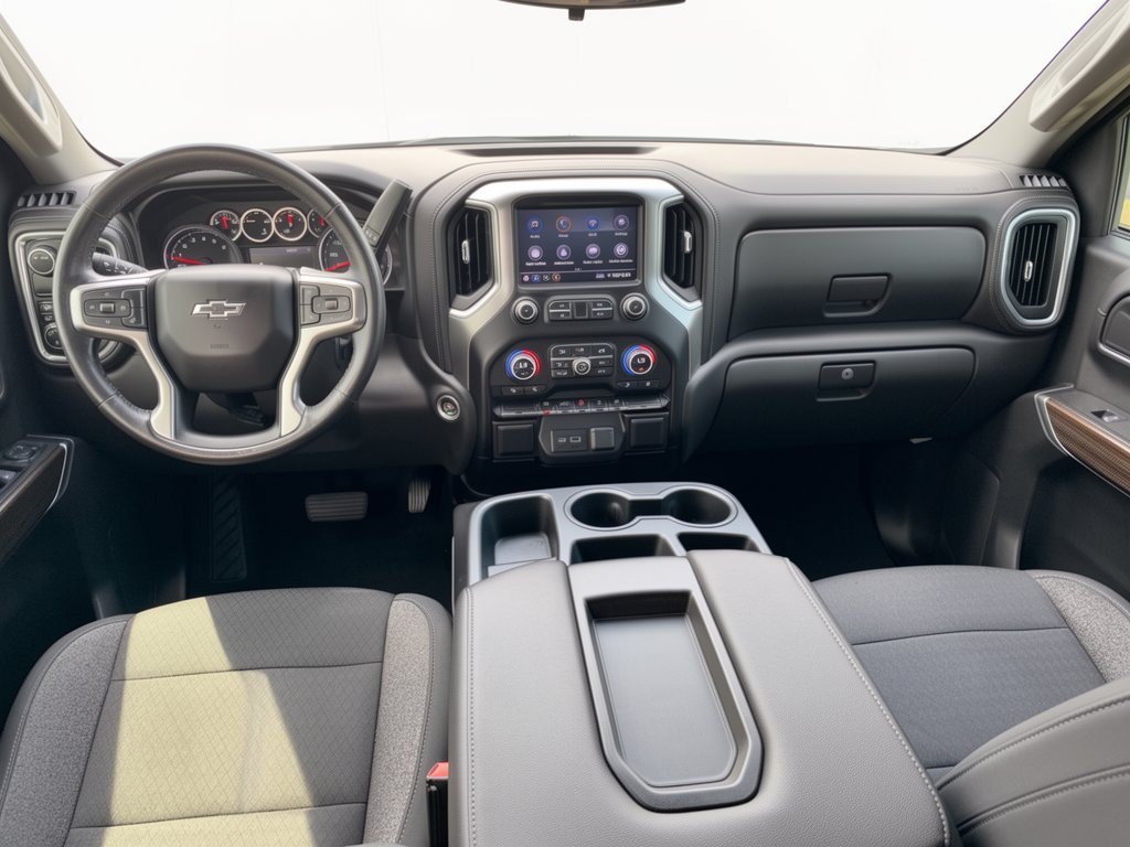 Used 2021 Chevrolet Silverado 1500 RST w/ Bed Protection Package RWD image 17