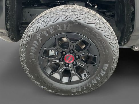 Used 2025 Toyota Tacoma TRD Pro w/ Tow Tech Package image 8