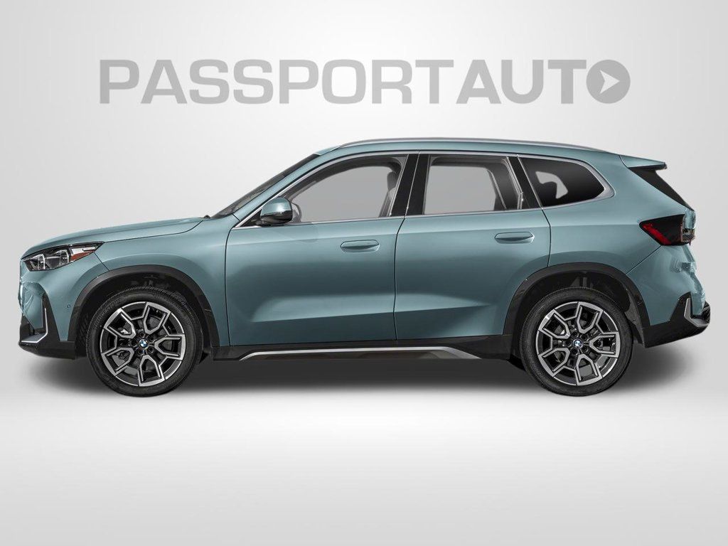 Used 2026 BMW X1 xDrive28i w/ Technology Package AWD/4WD image 3