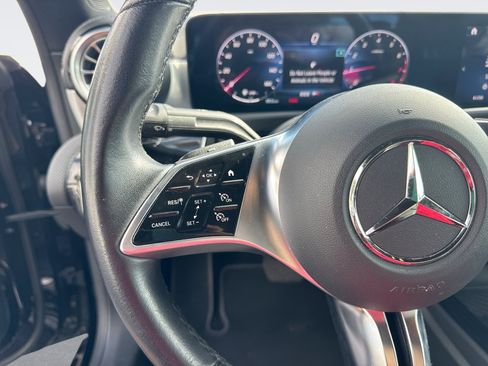 Used 2025 Mercedes-Benz CLA 250 4MATIC image 25