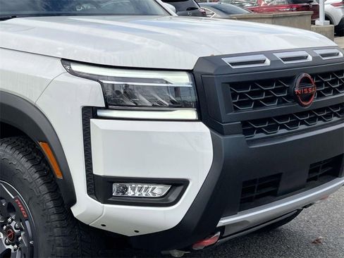 New 2025 Nissan Frontier PRO-4X image 8