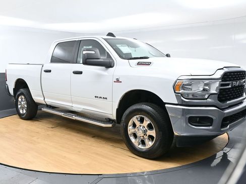 Used 2024 RAM 2500 Big Horn image 3
