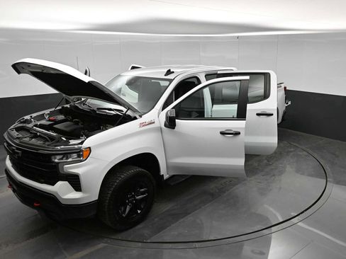 Used 2024 Chevrolet Silverado 1500 LT Trail Boss w/ Protection Package AWD/4WD image 44