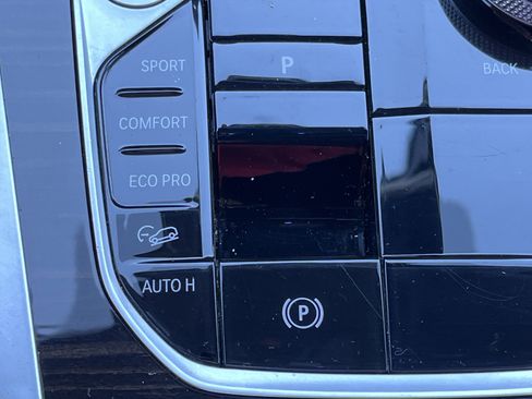 Used 2024 BMW X6 xDrive40i image 7