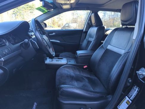 Used 2014 Toyota Camry SE image 13
