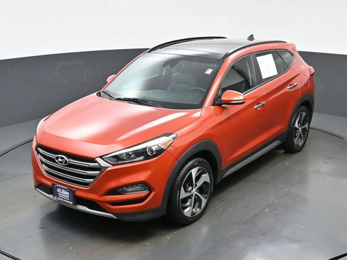 Used 2017 Hyundai Tucson Limited w/ Limited Ultimate Package 03 AWD/4WD image 36