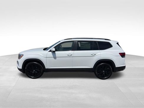 New 2026 Volkswagen Atlas SE FWD image 4