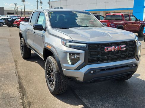 New 2026 GMC Canyon Elevation w/ Convenience Package image 6